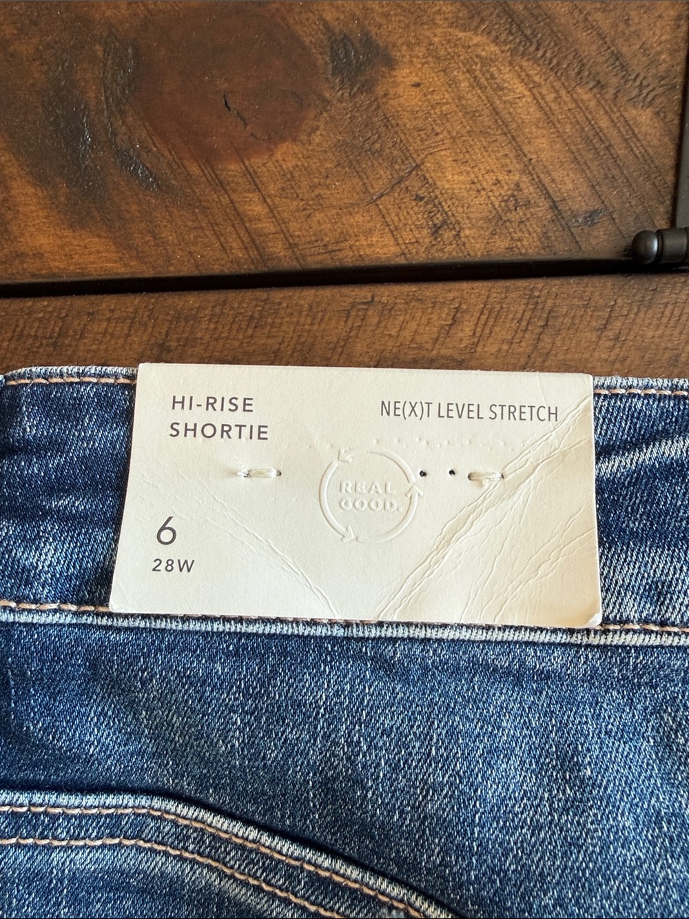 American Eagle Outfitters Blue Denim High-Rise Shorts with Floral Lining - Picture 6 of 6